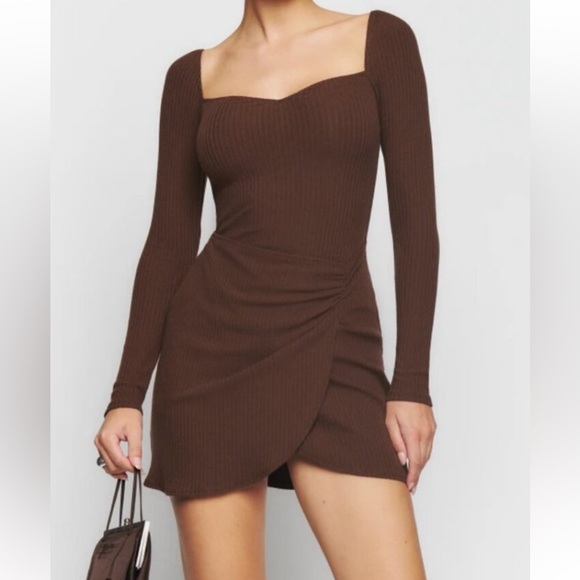 Reformation Dresses & Skirts - Reformation Brown Sweetheart Long Sleeve Cocktail Dress